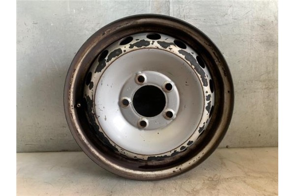 Recambio de llanta para renault master iii combi 2.3 l2h2 3,5t referencia OEM IAM 403003582R  