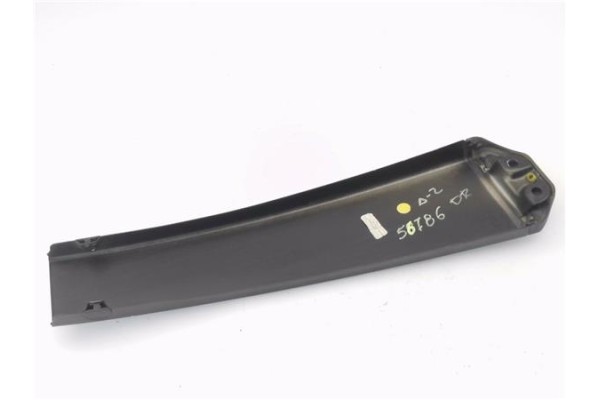 Recambio de moldura marco puerta delantero derecha para audi a2 (8z) 1.4 referencia OEM IAM 8Z0853352A03C  