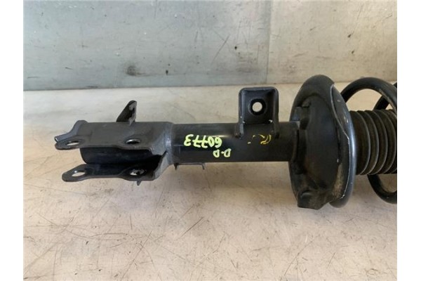 Recambio de amortiguador delantero derecho para nissan nv200 furgón 1.5 dci referencia OEM IAM E4302BJ00A  