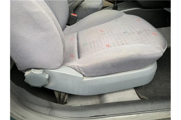 Recambio de asiento delantero derecho para seat toledo (1m2) 1.6 referencia OEM IAM 1J4881046HH  