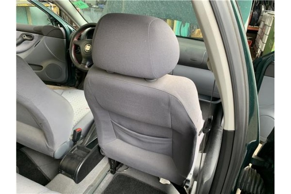 Recambio de asiento delantero derecho para seat toledo (1m2) 1.6 referencia OEM IAM 1J4881046HH  