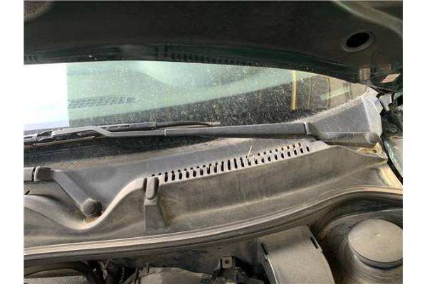 Recambio de brazo limpiaparabrisas delantero izquierdo para seat toledo (1m2) 1.6 referencia OEM IAM 1M1955409B  