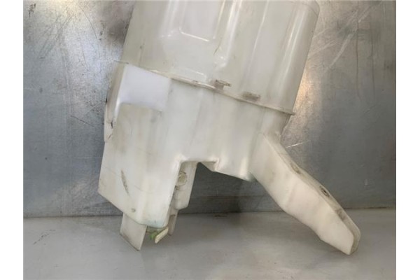 Recambio de deposito limpiaparabrisas para nissan nv200 furgón 1.5 dci referencia OEM IAM 28910BJ00A  