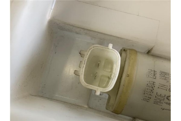 Recambio de deposito limpiaparabrisas para nissan nv200 furgón 1.5 dci referencia OEM IAM 28910BJ00A  