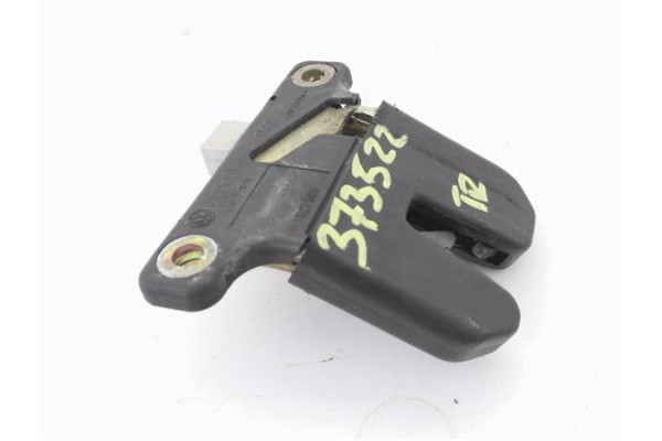 Recambio de cierre electromagnetico porton para seat toledo (1m2) 1.6 referencia OEM IAM 8D5827505D  