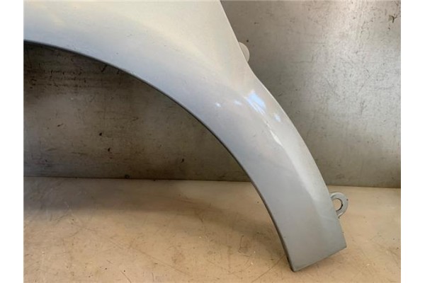 Recambio de aleta delantero izquierda para citroen c4 coupe 1.6 16v referencia OEM IAM CT0100101  