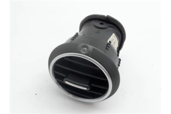 Recambio de conducto ventilacion derecho para audi a3 (8p1) 2.0 fsi ambiente referencia OEM IAM 8P0820901A  