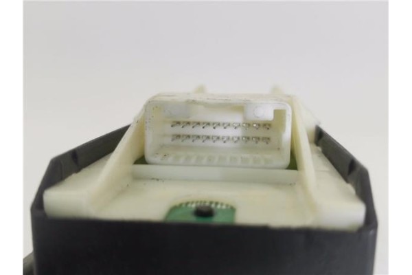 Recambio de mando elevalunas delantero izquierdo para toyota prius (nhw11) 1.5 básico referencia OEM IAM 7423247130 8404060160 