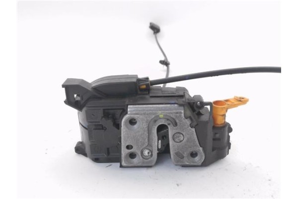 Recambio de cierre electromagnetico delantero izquierdo para renault master iii combi 2.3 l2h2 3,5t referencia OEM IAM 805030009