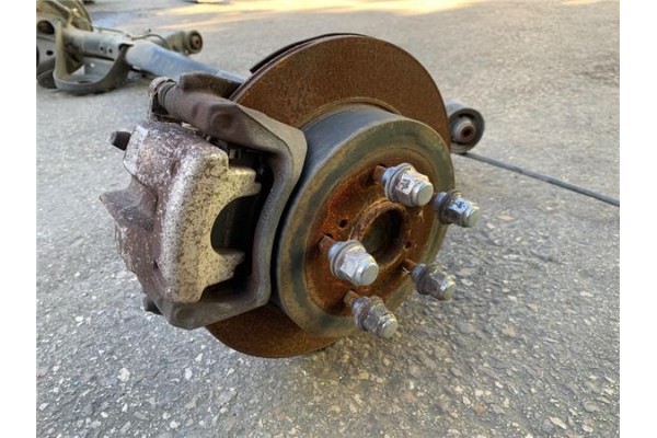 Recambio de puente trasero para toyota verso (aur2/zgr2) 2.0 d-4d referencia OEM IAM 421010F020  