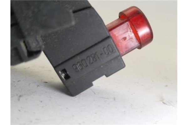 Recambio de mando de luces para ford fiesta iii (gfj) 1.1 referencia OEM IAM 84FG13B8302BA 96028100 
