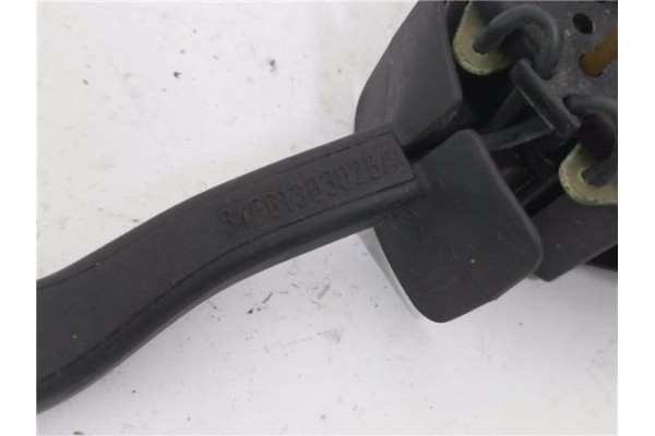 Recambio de mando de luces para ford fiesta iii (gfj) 1.1 referencia OEM IAM 84FG13B8302BA 96028100 