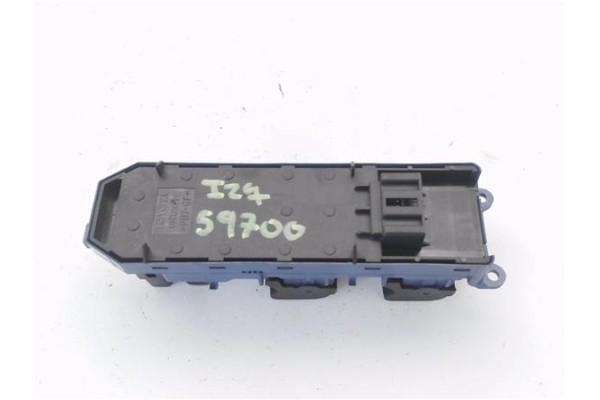 Recambio de mando elevalunas delantero izquierdo para toyota avensis cross sport (t27) 2.2 premium referencia OEM IAM 8404005020
