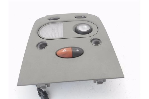 Recambio de luz delantero central techo para renault master iii combi 2.3 l2h2 3,5t referencia OEM IAM 264300010R  