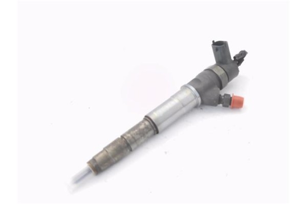 Recambio de inyector para renault master iii combi 2.3 l2h2 3,5t referencia OEM IAM 445110634  