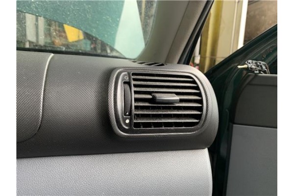 Recambio de rejilla entrada de aire para seat toledo (1m2) 1.6 referencia OEM IAM 1M082090140N  