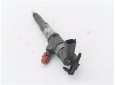 Recambio de inyector para renault master iii combi 2.3 l2h2 3,5t referencia OEM IAM 445110634  