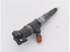 Recambio de inyector para renault master iii combi 2.3 l2h2 3,5t referencia OEM IAM 445110634  