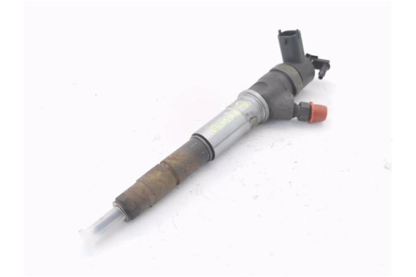 Recambio de inyector para renault master iii combi 2.3 l2h2 3,5t referencia OEM IAM 445110634  