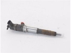 Recambio de inyector para renault master iii combi 2.3 l2h2 3,5t referencia OEM IAM 445110634  