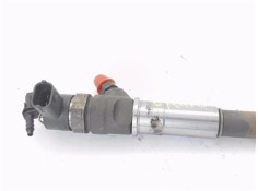 Recambio de inyector para renault master iii combi 2.3 l2h2 3,5t referencia OEM IAM 445110634  