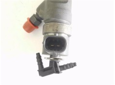 Recambio de inyector para renault master iii combi 2.3 l2h2 3,5t referencia OEM IAM 445110634  