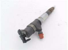 Recambio de inyector para renault master iii combi 2.3 l2h2 3,5t referencia OEM IAM 445110634  