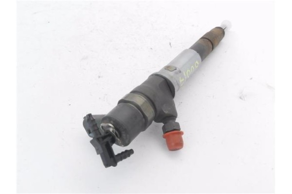 Recambio de inyector para renault master iii combi 2.3 l2h2 3,5t referencia OEM IAM 445110634  