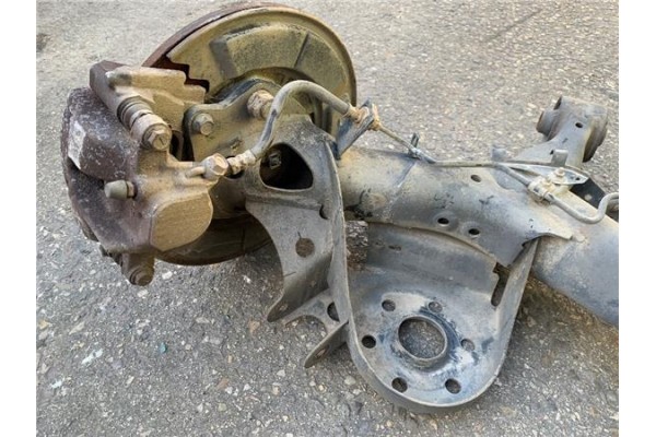 Recambio de puente trasero para toyota verso (aur2/zgr2) 2.0 d-4d referencia OEM IAM 421010F020  