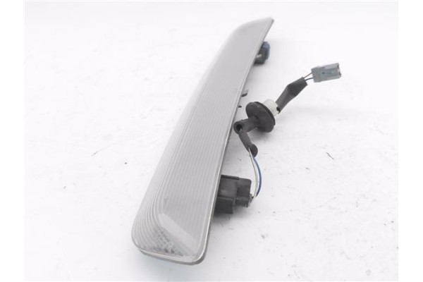 Recambio de luz central de freno para toyota avensis cross sport (t27) 2.2 premium referencia OEM IAM 8157005110  