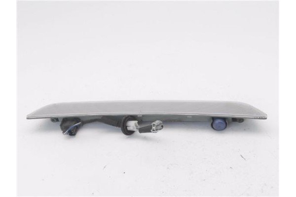 Recambio de luz central de freno para toyota avensis cross sport (t27) 2.2 premium referencia OEM IAM 8157005110  
