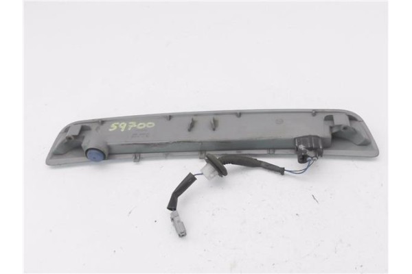 Recambio de luz central de freno para toyota avensis cross sport (t27) 2.2 premium referencia OEM IAM 8157005110  