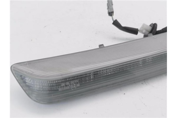 Recambio de luz central de freno para toyota avensis cross sport (t27) 2.2 premium referencia OEM IAM 8157005110  