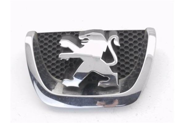 Recambio de rejilla capo para peugeot partner tepee 1.6 premium referencia OEM IAM 96864156  