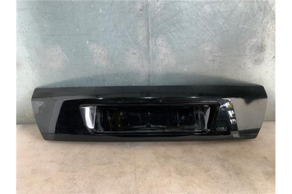 Recambio de moldura porton trasero para citroen c4 picasso 2.0 hdi referencia OEM IAM 8742N6  