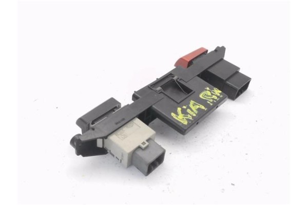 Recambio de interruptor luces emergencia para kia rio (jb) 1.5 crdi active referencia OEM IAM 937001G000  