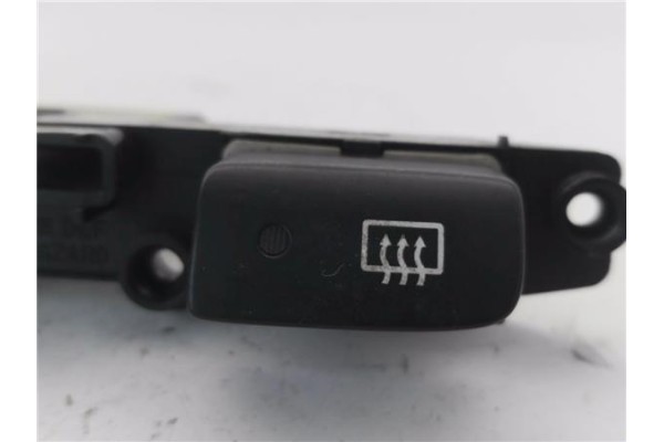 Recambio de interruptor luces emergencia para kia rio (jb) 1.5 crdi active referencia OEM IAM 937001G000  