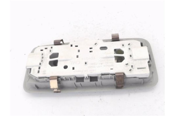 Recambio de luz trasero central techo para toyota avensis cross sport (t27) 2.2 premium referencia OEM IAM 8125005030BC  