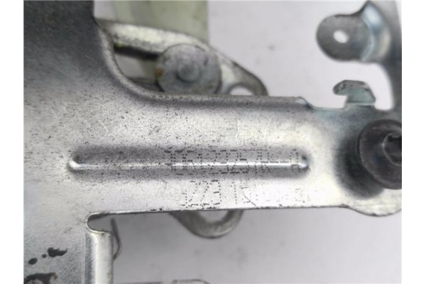 Recambio de cierre electromagnetico trasero derecho para renault master iii combi 2.3 l2h2 3,5t referencia OEM IAM 906123257R  