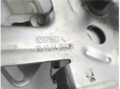 Recambio de cerradura puerta corredera derecha para renault master iii combi 2.3 l2h2 3,5t referencia OEM IAM 8200766631L  