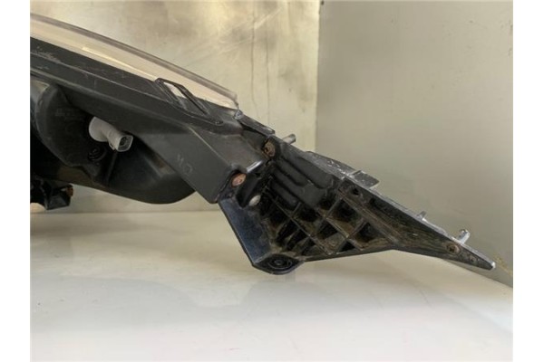 Recambio de faro delantero dcho para chevrolet spark 1.0 basis referencia OEM IAM 12680  