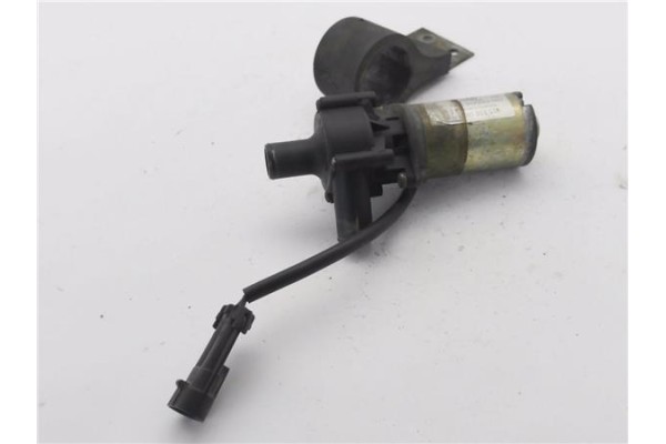 Recambio de bomba de agua para opel frontera a 2.3 td (5jmwl4) referencia OEM IAM 90353538 392020020 