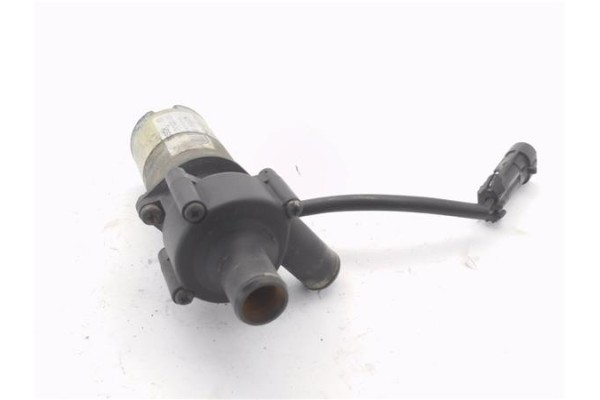 Recambio de bomba de agua para opel frontera a 2.3 td (5jmwl4) referencia OEM IAM 90353538 392020020 