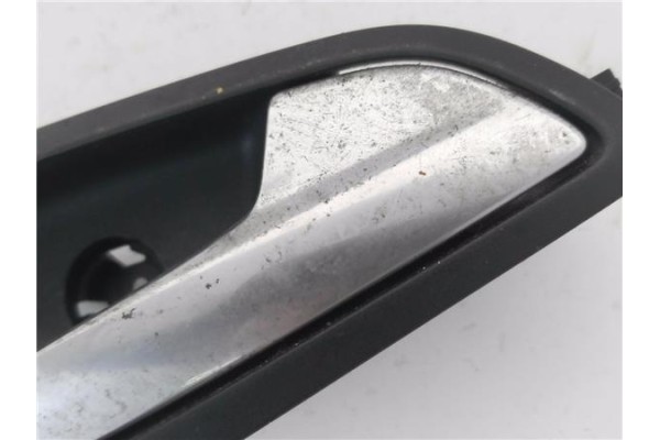 Recambio de manilla int. puerta delantero derecha para ford c-max (cb7) 2.0 titanium referencia OEM IAM AM51U22600BDW  