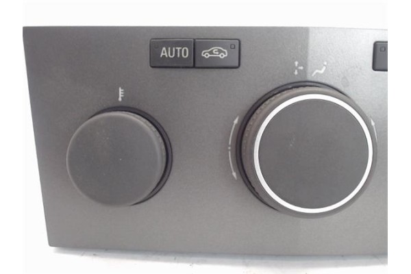 Recambio de mandos climatizador para opel astra h berlina referencia OEM IAM (13122963) (90151-240) 