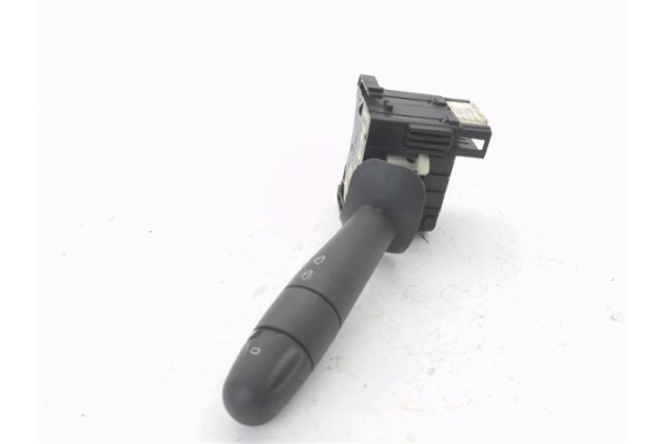 Recambio de mando limpiaparabrisas para renault trafic ii furgón 1.9 27 cn referencia OEM IAM 8200070266  