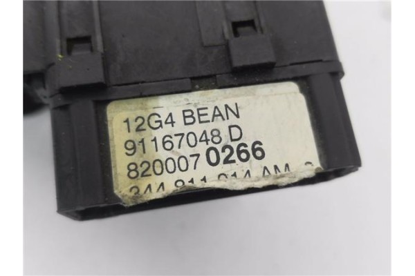 Recambio de mando limpiaparabrisas para renault trafic ii furgón 1.9 27 cn referencia OEM IAM 8200070266  