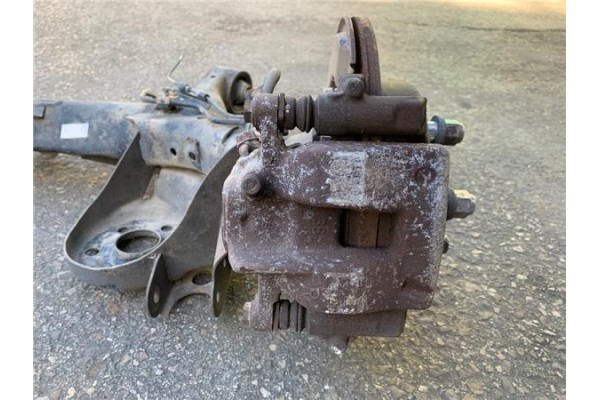 Recambio de puente trasero para toyota verso (aur2/zgr2) 2.0 d-4d referencia OEM IAM 421010F020  