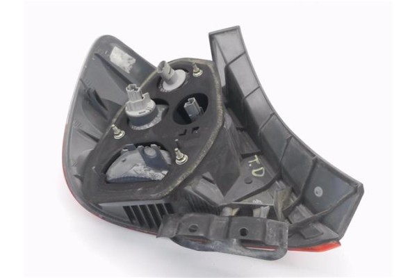 Recambio de piloto trasero derecho para honda civic berlina 3 (ep) 1.6i sport referencia OEM IAM 33501S5SG01  