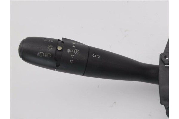Recambio de mando intermitencia para citroen c4 berlina 1.6 hdi referencia OEM IAM 96644965XT  